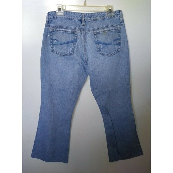 Aeropostale Womens cropped jeans Sz 9/10R distressed raw hem bootcut Flare EUC - Picture 2 of 7